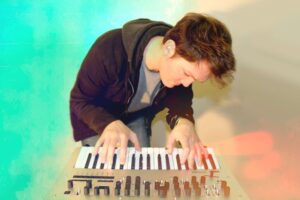 Entrevista: Felipe Jara, el talentoso músico gamer chileno